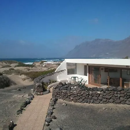 Sleeps 6 Wifi Holiday home